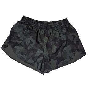 𝅺Zella Camo Print Athletic Shorts
